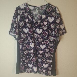 Divine Curves Stretch Heart Patterned Women's Scrub Top size 1X